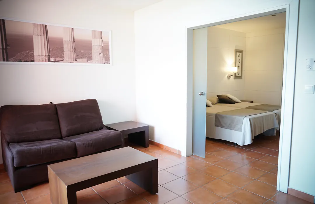 Ohtels Vil-La Romana-1